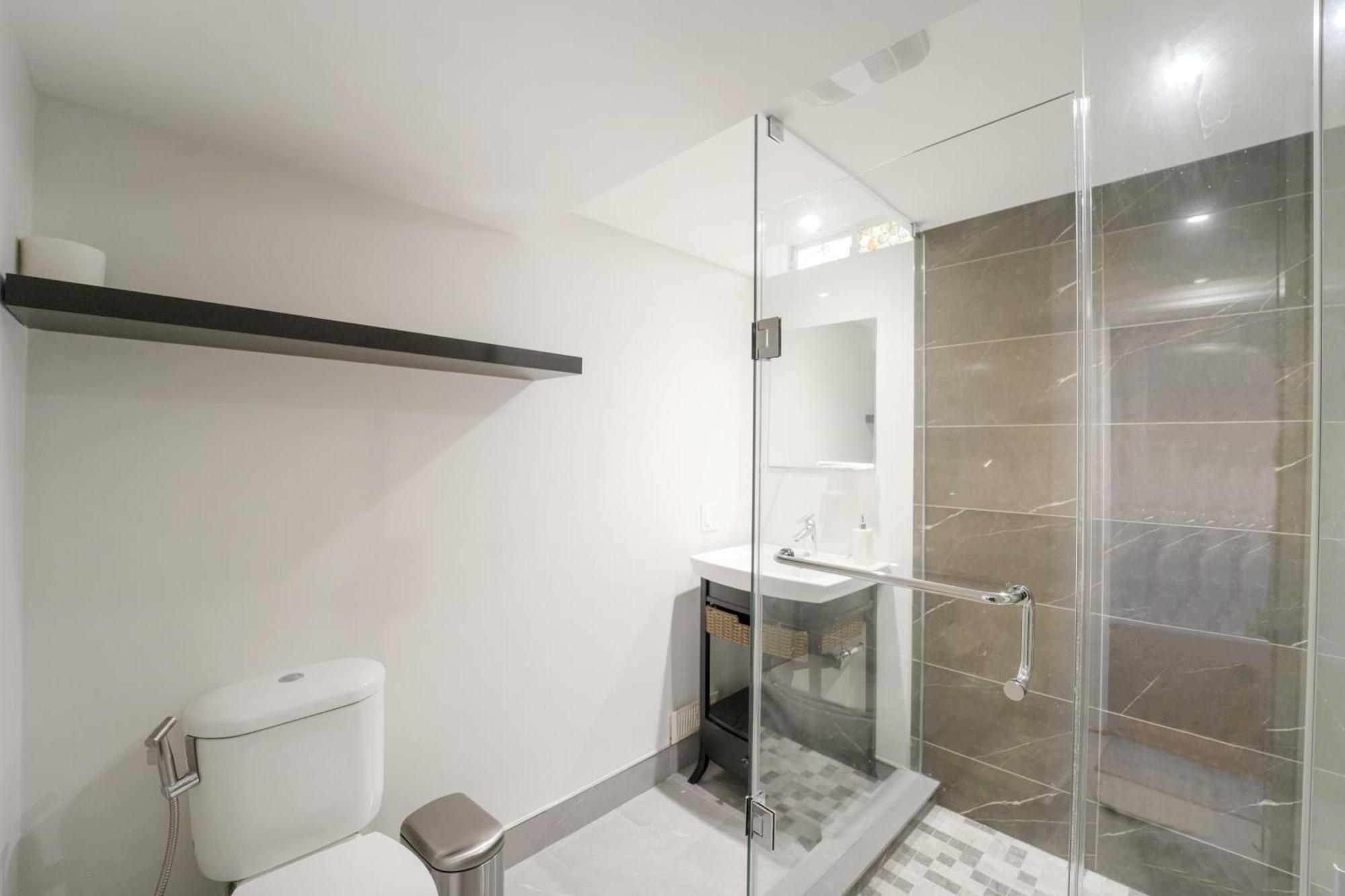 Cozy Lovely Ravine Facing Suite. Mississauga Exterior photo