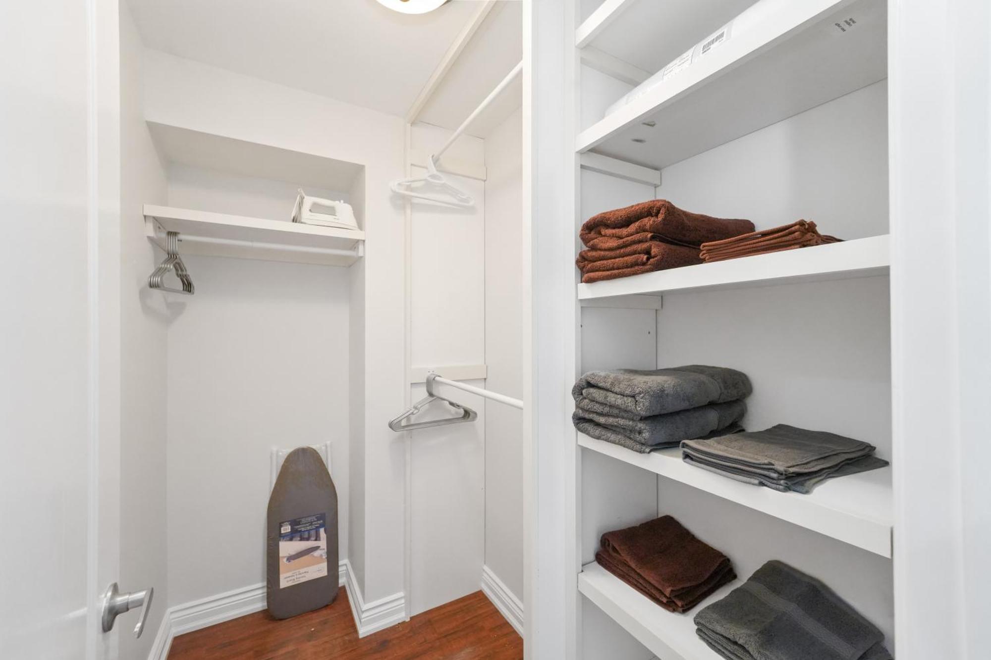 Cozy Lovely Ravine Facing Suite. Mississauga Exterior photo